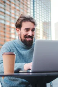 Roberto García director cursos autocad